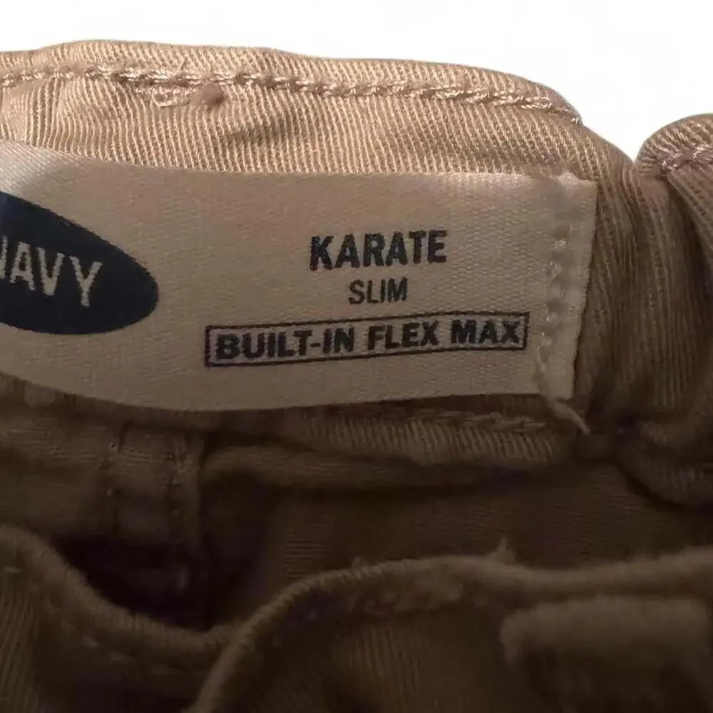 Old Navy Karate Slim Built-In Flex Max Khaki Pants Size 8